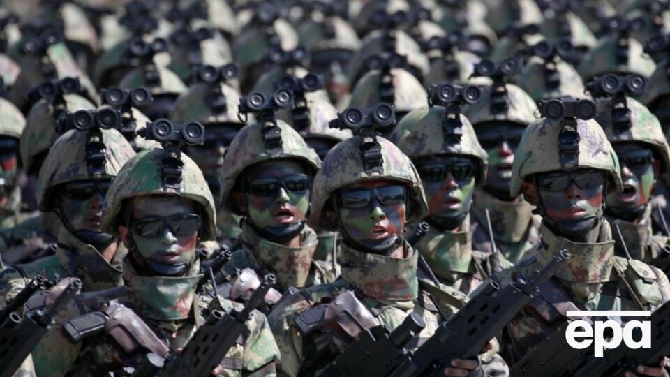 К концу года КНДР должна доставить в РФ 10 тыс. военных, свидетельствуют данные разведки Южной Кореи