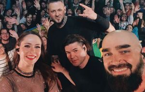 Всего во время тура удалось собрать 1,95 млн грн