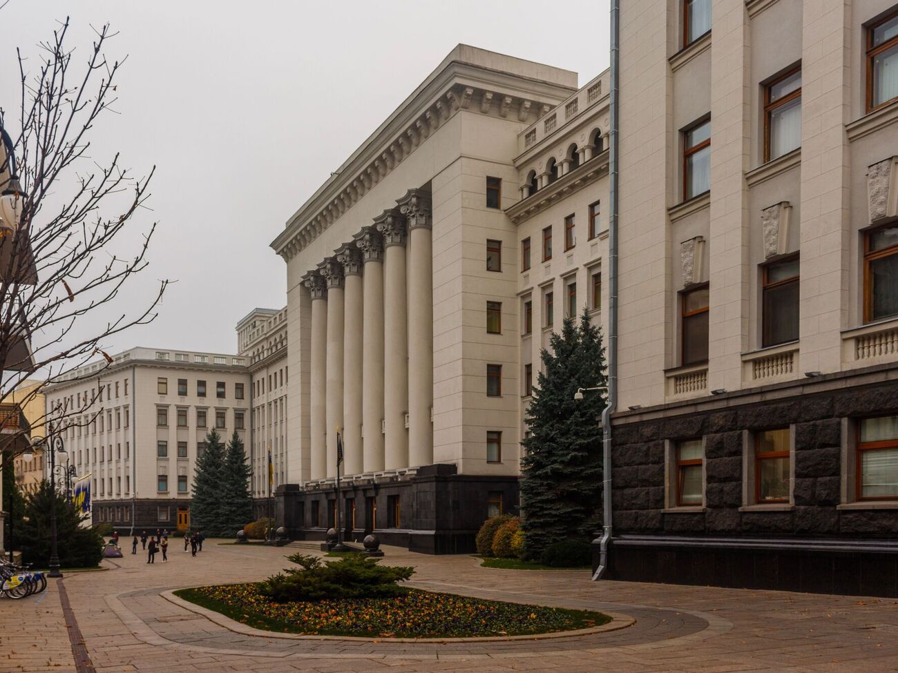 Бізнес закликав президента відновити бронювання персоналу критичних підприємств, зокрема з використанням "Дії"