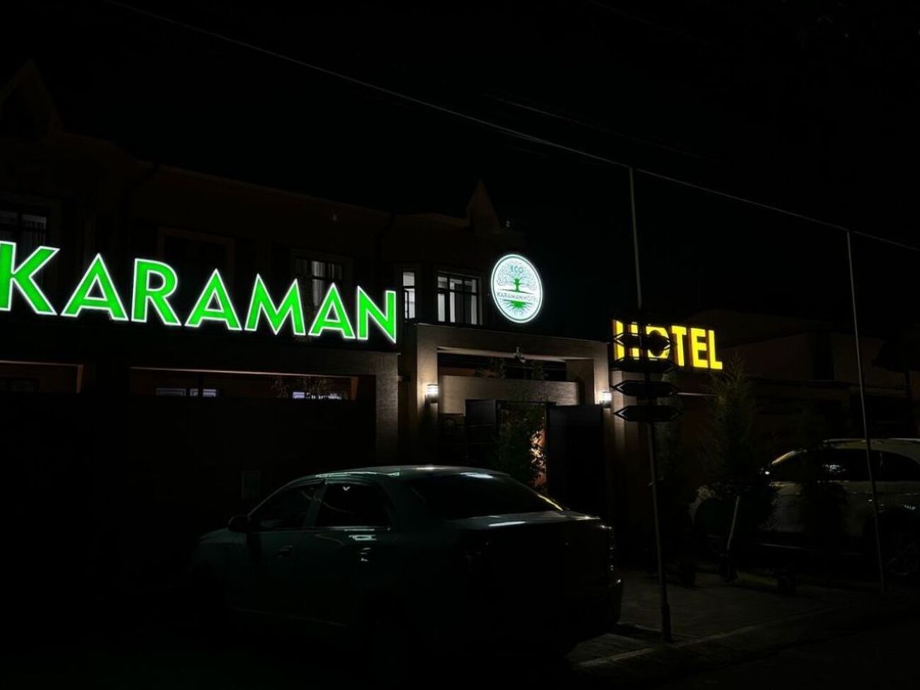 Три человека отравились в отеле неизвестным веществом