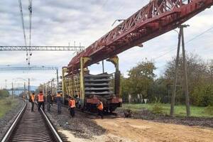 Ремонтні бригади вже працюють на місці обстрілу