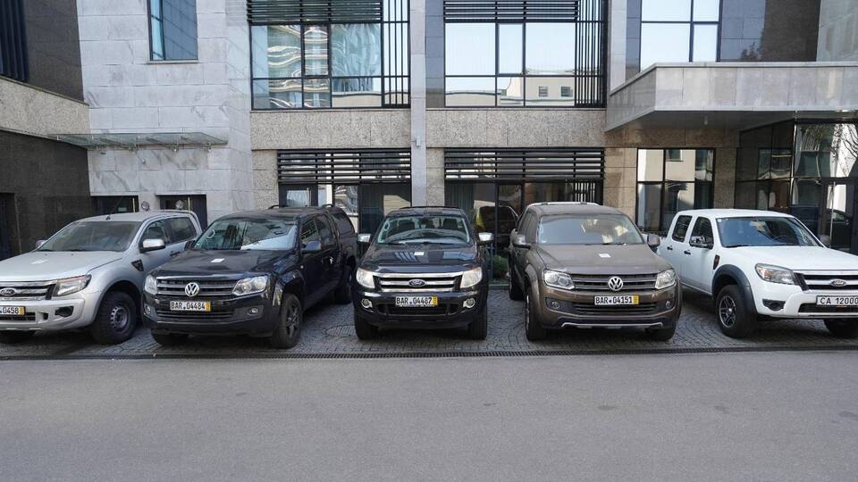 Автомобили стоимостью 2,7 млн грн помогут украинским военным повысить мобильность и оперативность на фронте, отметили в "Стальном фронте"