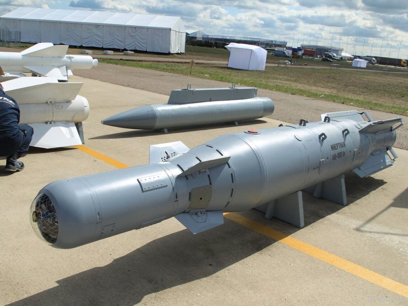 Россияне сбрасывают КАБ в основном на Запорожье, а также на Харьков и Краматорск