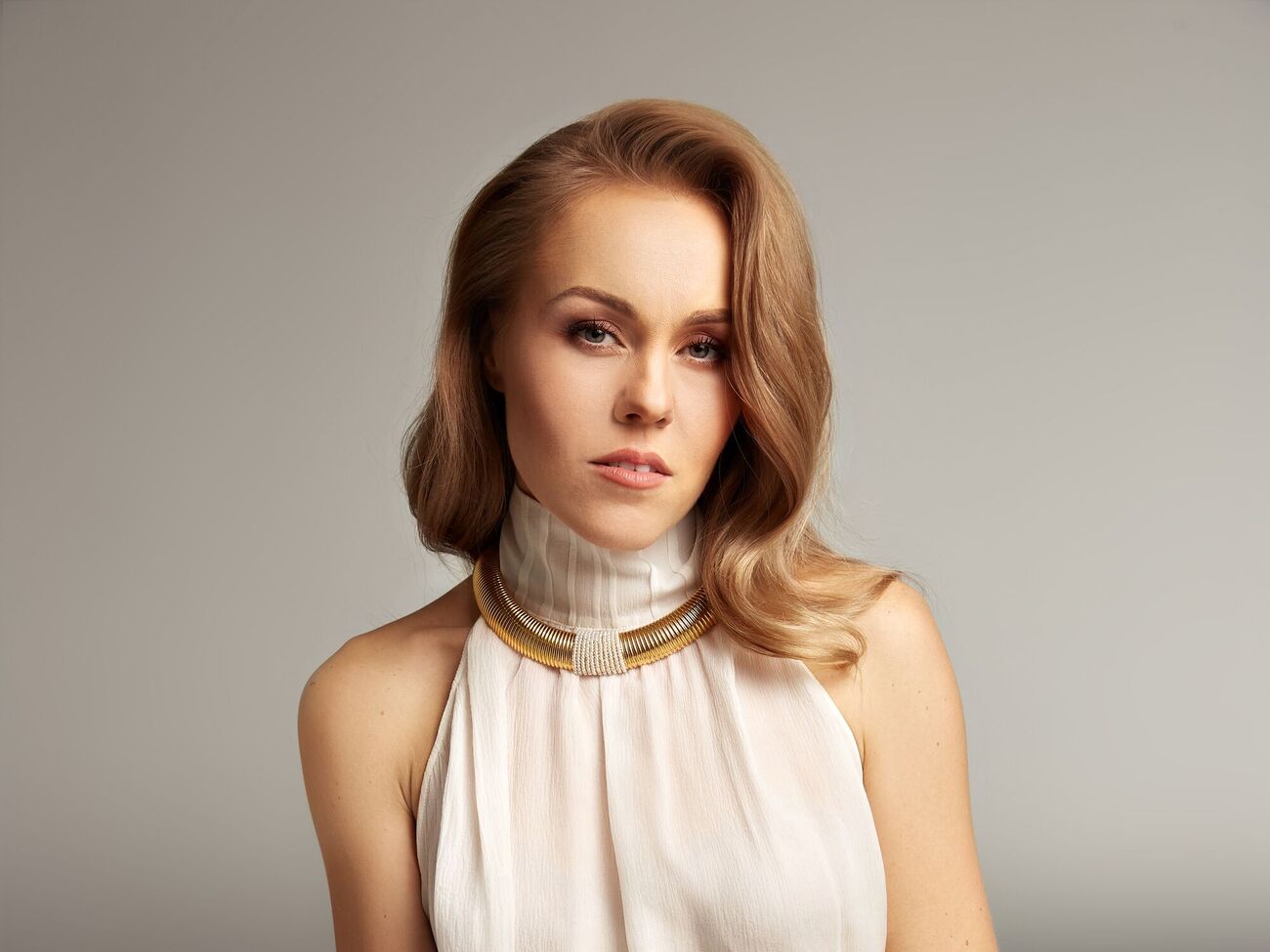 Елена Тополя: Это стихотворение очень напоминает меня в детстве