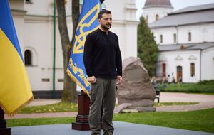 Как именно общественность привлекут для работы над планом, Зеленский не уточнил