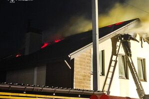 Обломки дронов упали на жилые дома