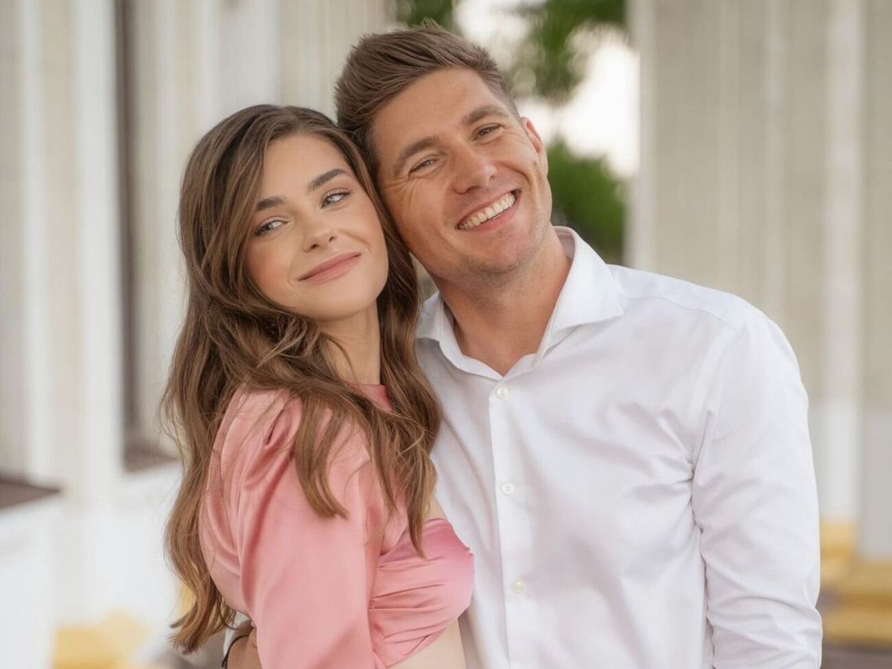 Остапчук старше третьей жены на 16 лет