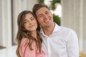 Остапчук старше третьей жены на 16 лет