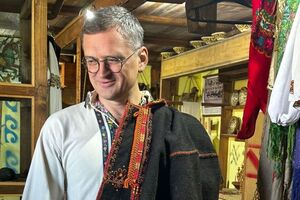 Кулеба живе у квартирі Павелецької