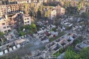 РФ і далі штурмує позиції ЗСУ групами від трьох до 12 людей, перед цим обстрілюючи місто за умовним квадратом