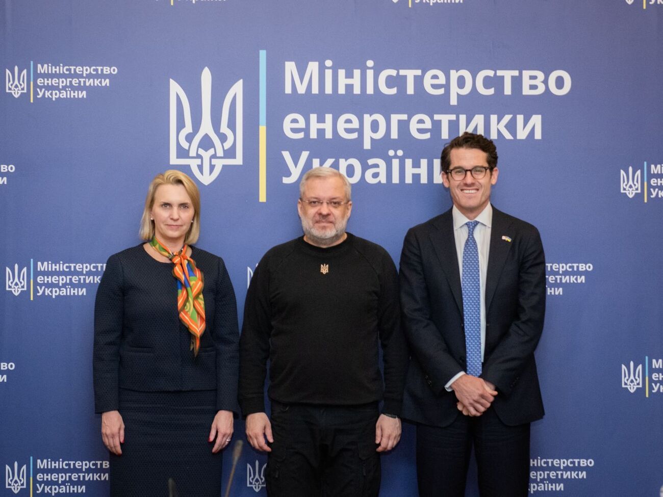 Американцам Галущенко рассказал, в частности, о ремонтах