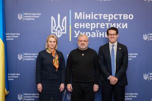 Американцам Галущенко рассказал, в частности, о ремонтах