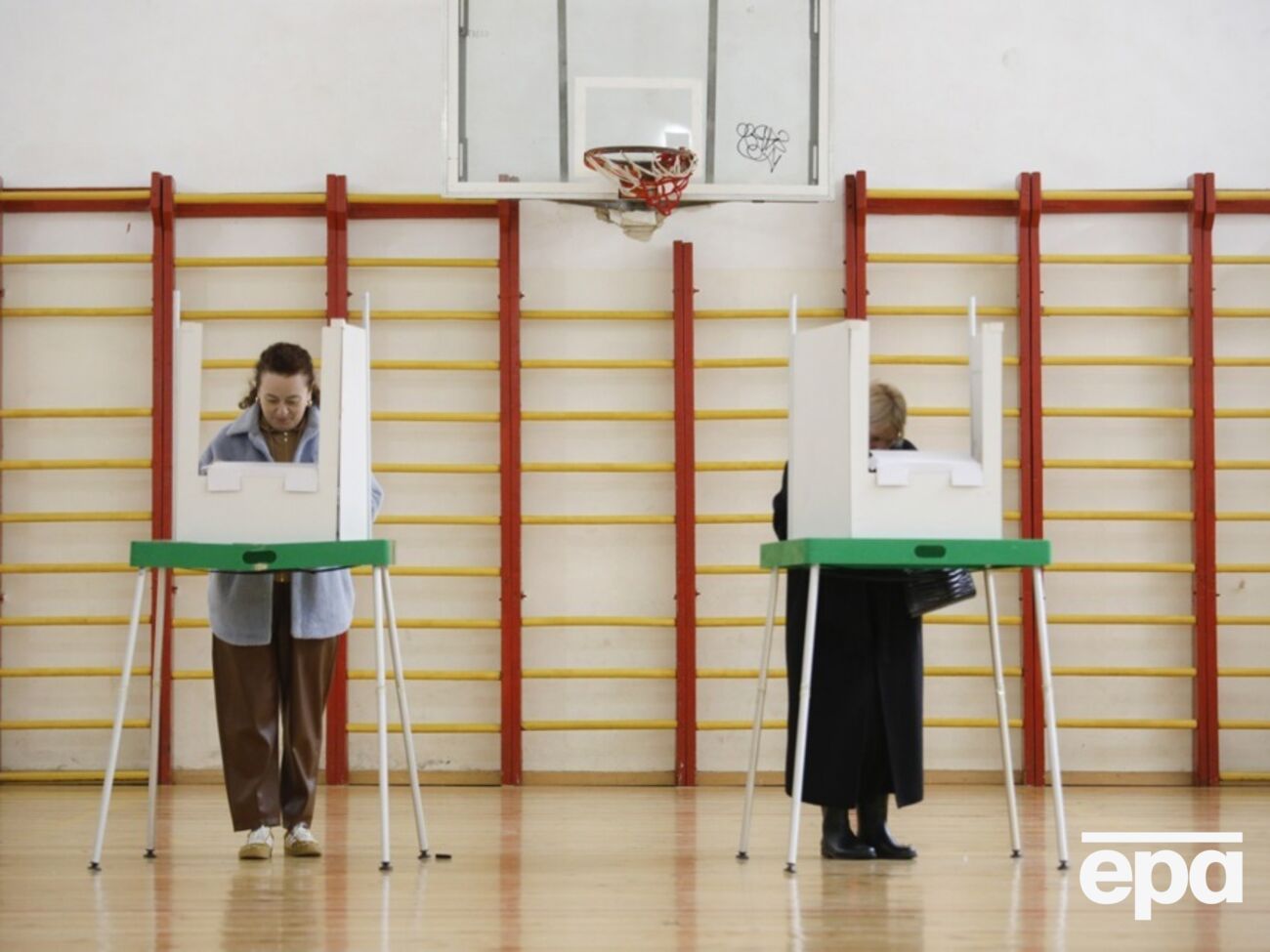 В Грузии продолжается голосование на выборах в парламент
