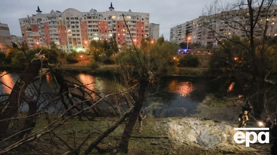 Одна з бомб влучила в землю, повідомила місцева влада