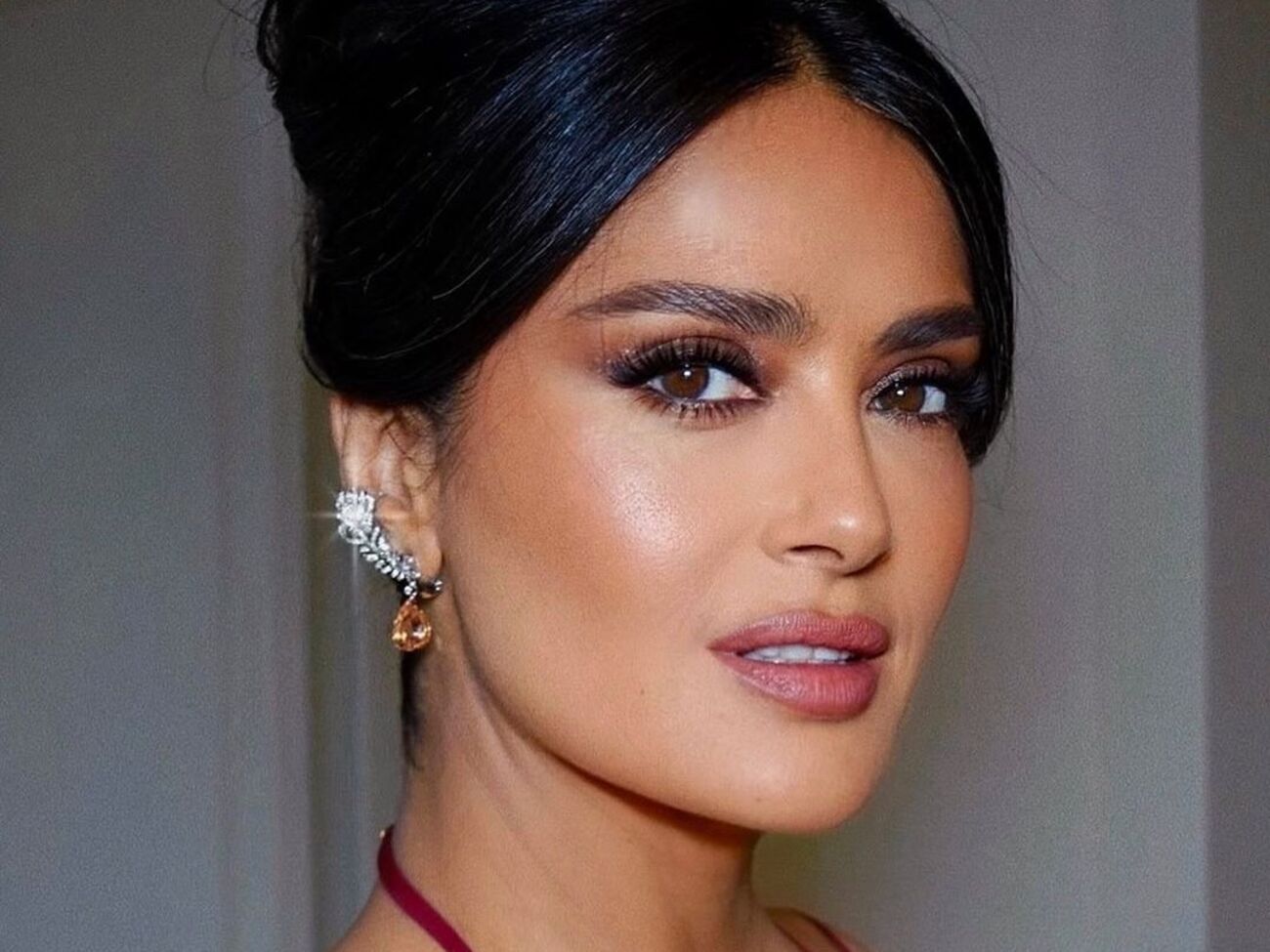 Хайек: Воскресные флюиды