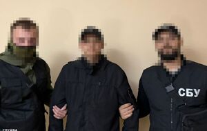 Затриманого повідомили про підозру в державній зраді