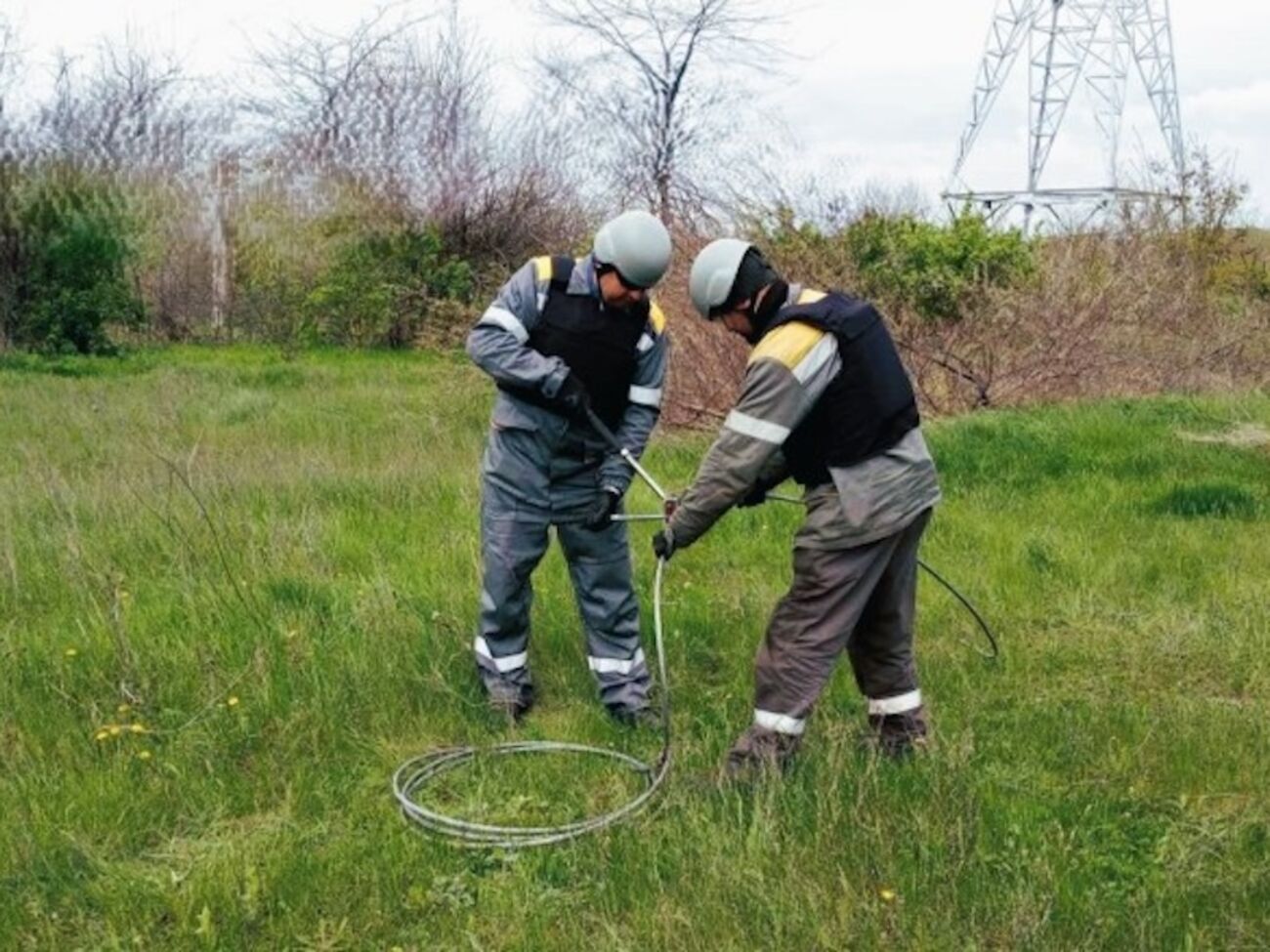 Протягом минулого тижня фахівці "ДТЕК Дніпровські електромережі" відновили електропостачання для понад 100 тис. родин
