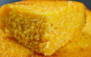 Гарбузовий манник сподобається навіть тим, хто не любить гарбуз