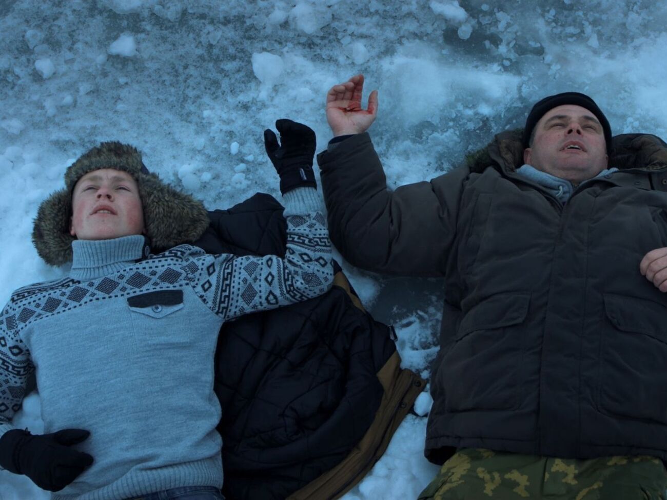 Стрічка розповідає про стосунки дорослих синів із батьком