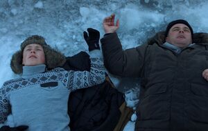 Стрічка розповідає про стосунки дорослих синів із батьком