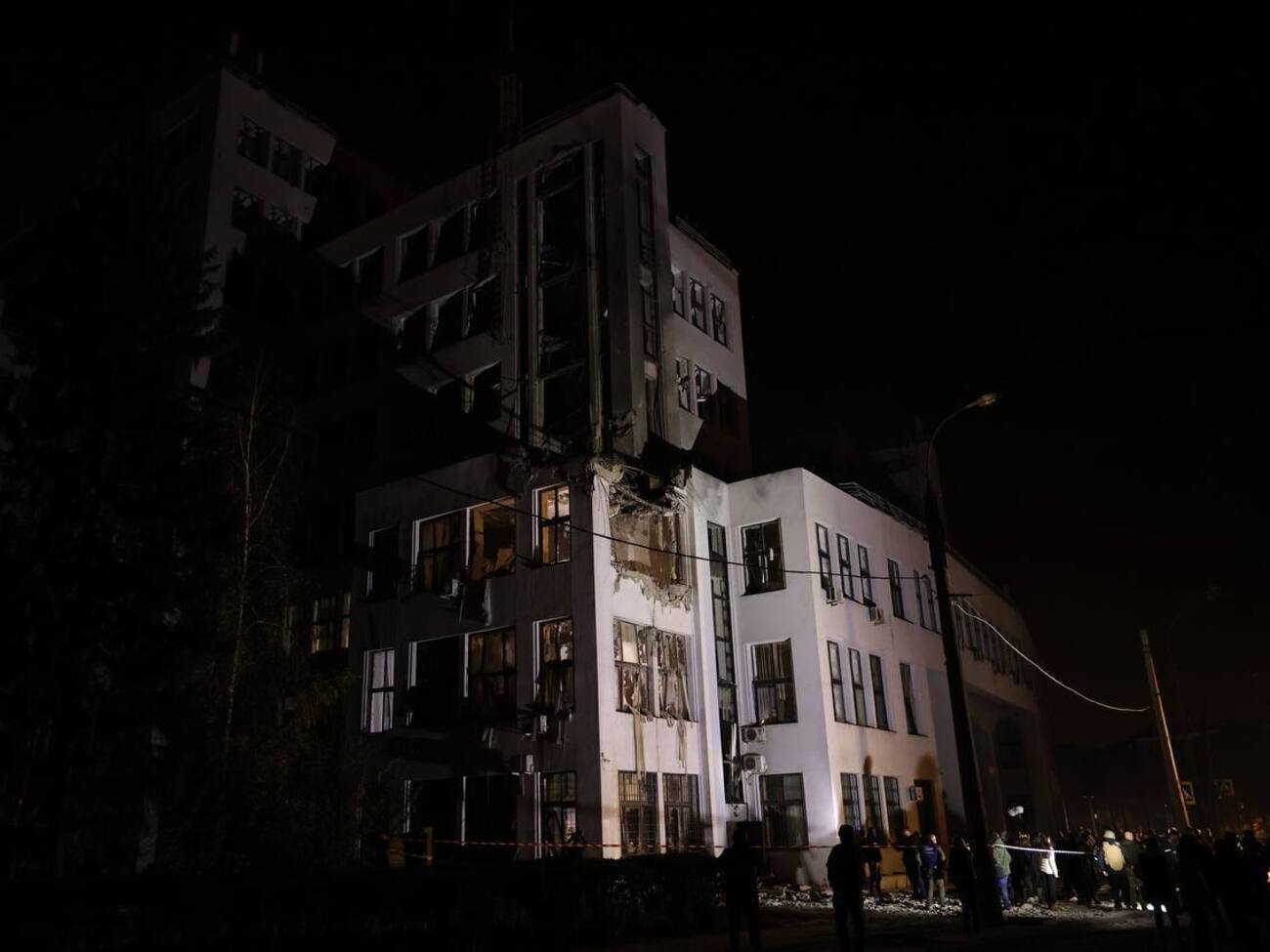 Российские оккупанты нанесли первый прямой удар по Госпрому с начала полномасштабной войны