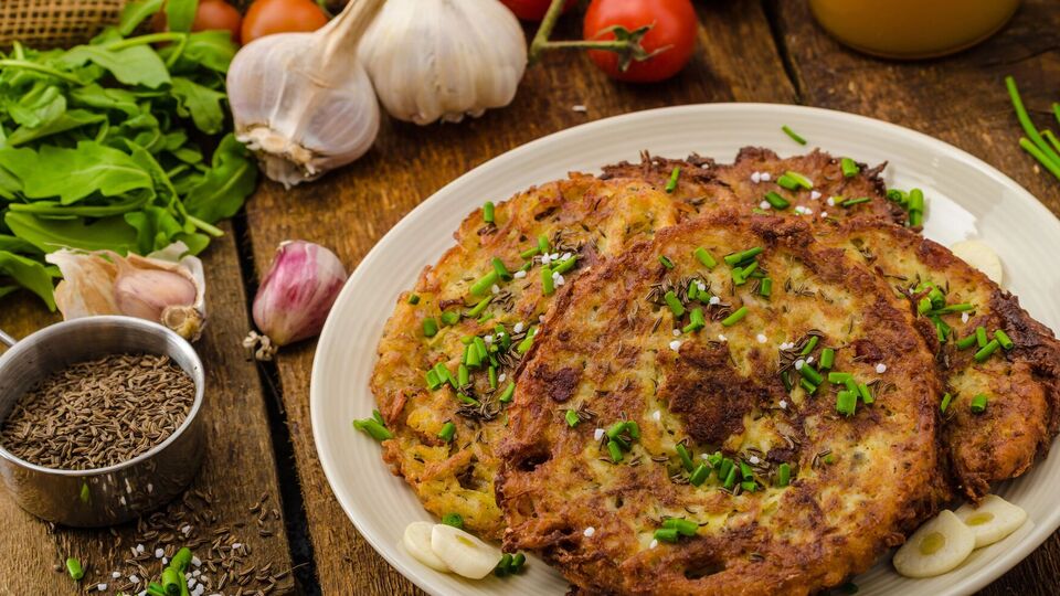 Щоб деруни пропеклися, для них не потрібні яйця