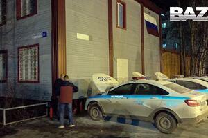 Автомобілі поліції підпалили на охоронюваній парковці, пишуть ЗМІ