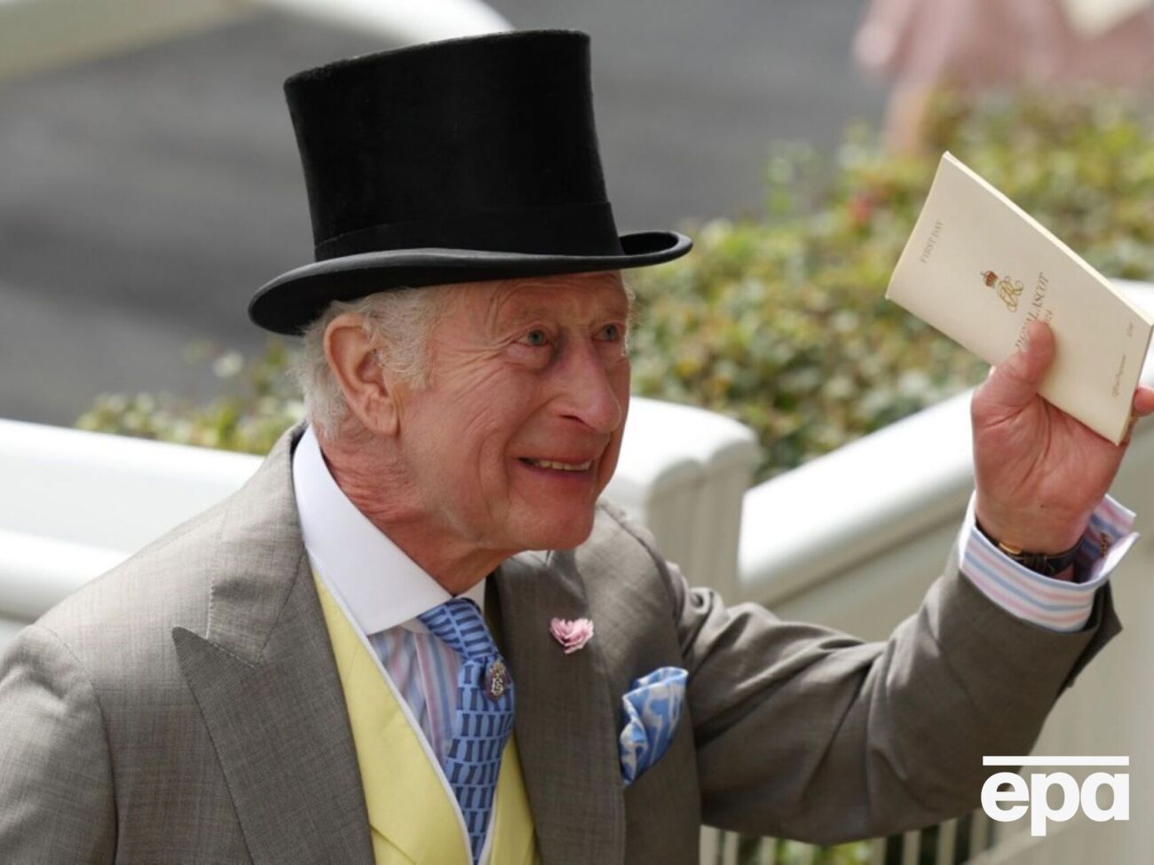 Дети принца Уильяма называют Чарльза III дедушкой Уэльсом