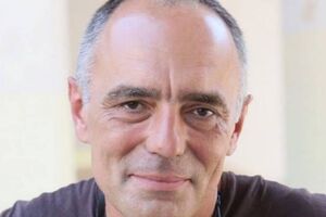 Беда потери Угледара – это следствие неэффективности военной организации, в которой воюет каждый десятый