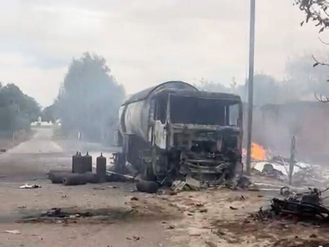 Россияне сознательно попали беспилотником в автомобиль, который вез сжиженный газ людям, рассказали в Черниговской ОВА