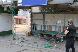 44-летнего мужчину и 16-летнюю девушку госпитализировали