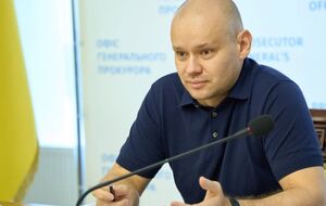 В отношении Вербицкого НАПК в этом году начало расследование о незаконном обогащении, напомнил политолог