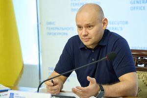 В отношении Вербицкого НАПК в этом году начало расследование о незаконном обогащении, напомнил политолог