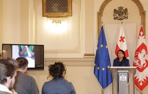 Зурабішвілі не має наміру йти на допит і порекомендувала прокуратурі "почати свою роботу й уникати політичного зведення рахунків із президентом"