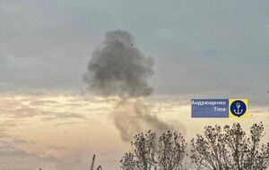 Дим від пожежі в тимчасово окупованому Бердянську