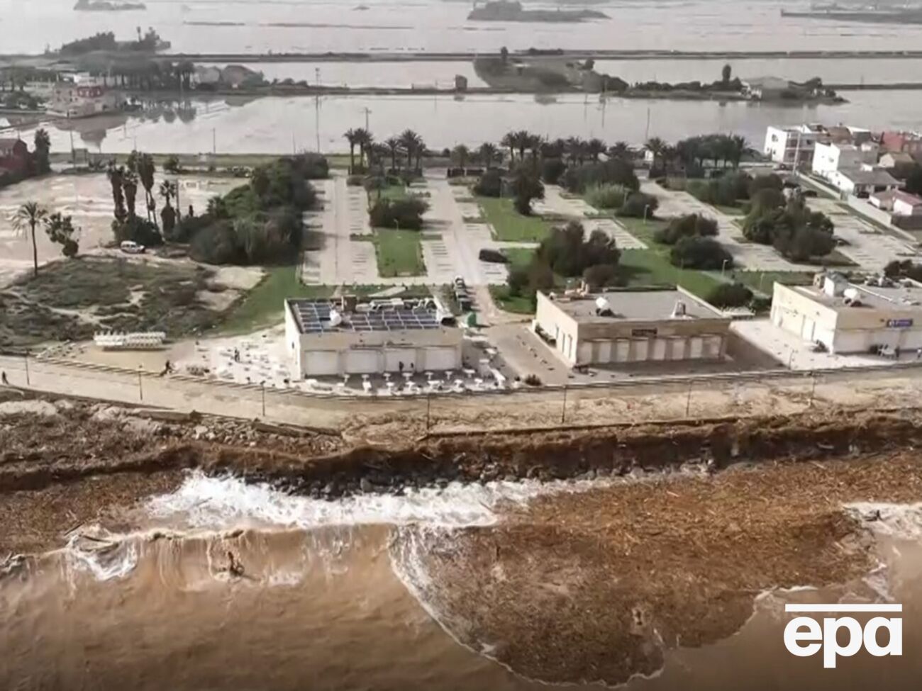 В Іспанії низка регіонів страждає через сильні дощі та повені