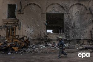В результате двойного удара по зданию Харьковской ОГА в 2022 году погибло 44 человека, 15 получили ранения