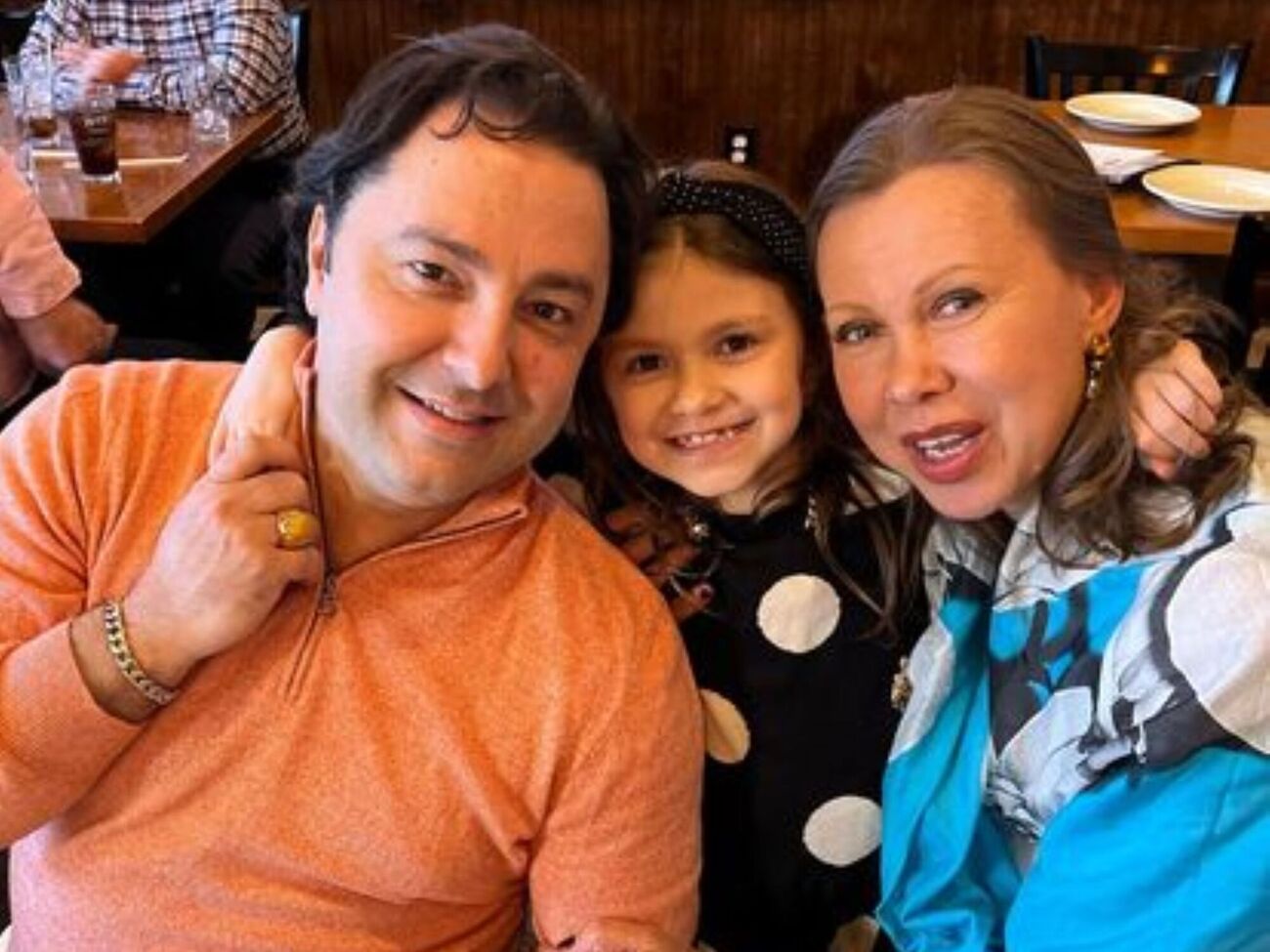 По словам Баюл, они с мужем развивают дочь самостоятельно