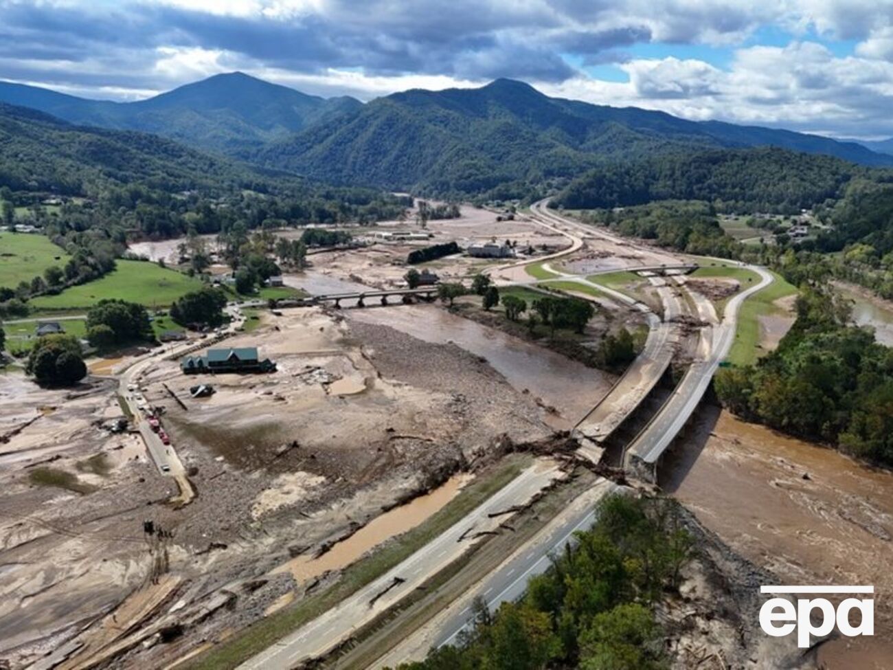 В результате урагана погибло более 200 человек, эта цифра может вырасти
