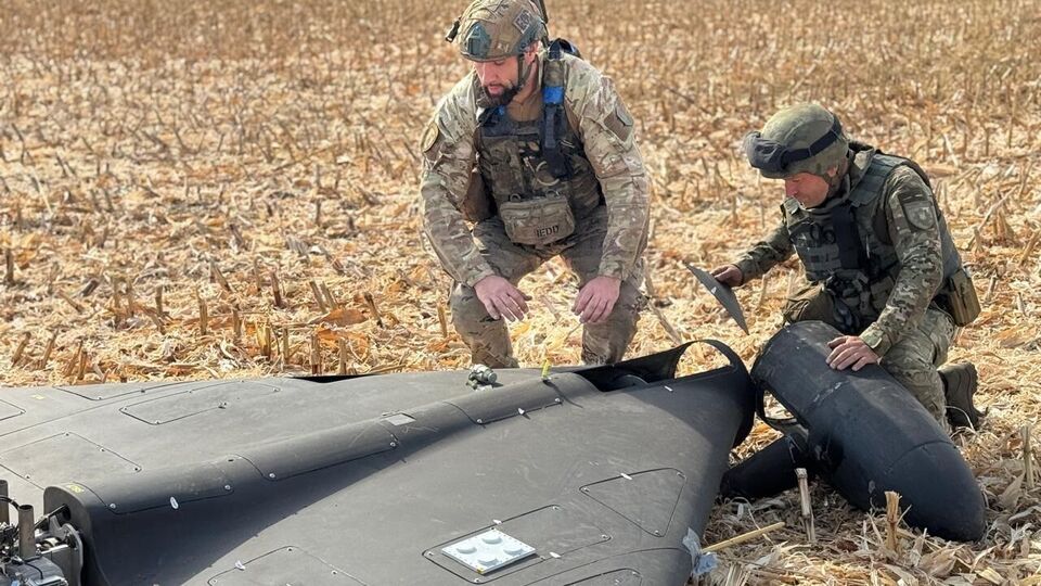 В одному з районів Сумської області виявили збитий БПЛА "Герань-2", бойова частина якого не вибухнула під час падіння, зазначили в поліції