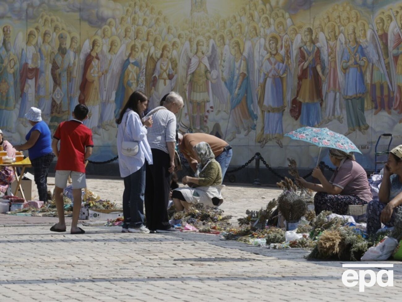 Летняя погода уходит из Украины