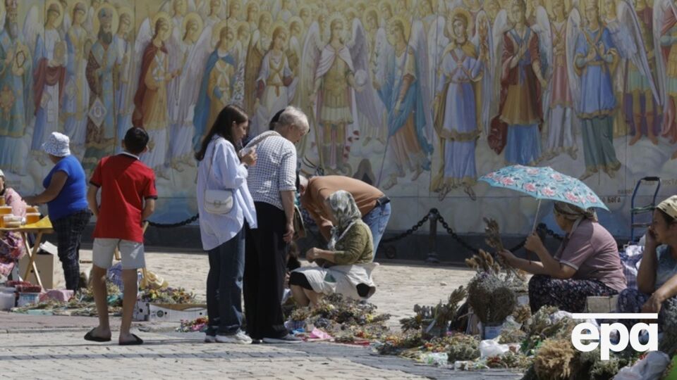 Літня погода йде з України