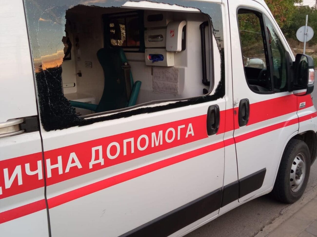 Оккупанты уже не впервые атакуют "скорые" в Херсонской области