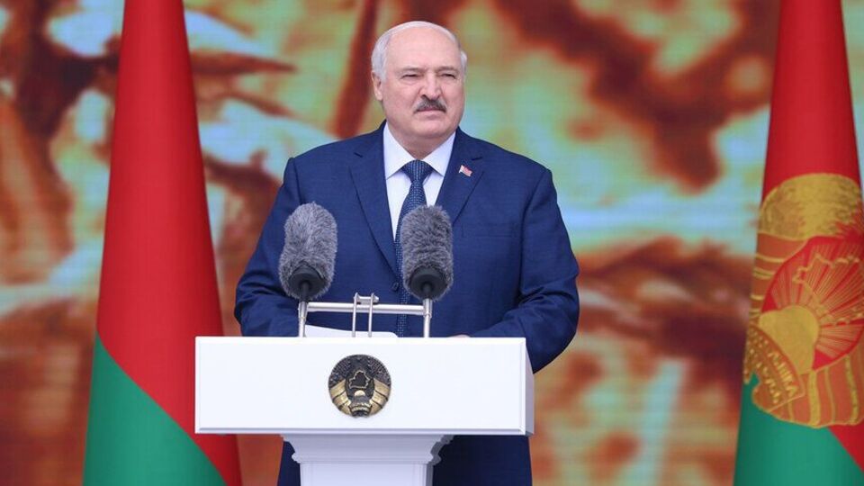 У Лукашенко активное тромбообразование, он постоянно находится на соответствующих лекарствах, рассказал Цепкало