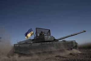 Україна зможе розпочати новий масштабний контрнаступ завдяки новій техніці і бригадам, які вона формує, зазначили ЗМІ