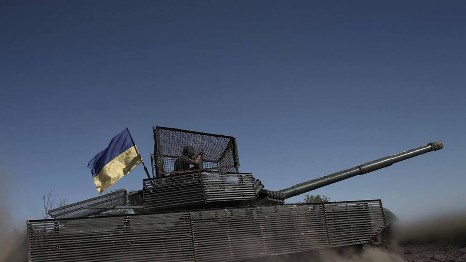 Украина сможет начать новое масштабное контрнаступление благодаря новой технике и бригадам, которые она формирует, отметили СМИ