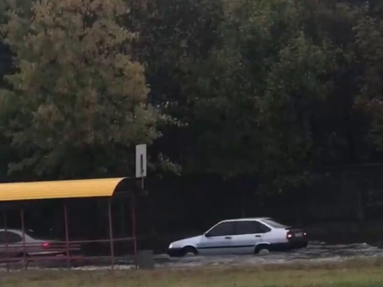 Столичные дороги подтопило