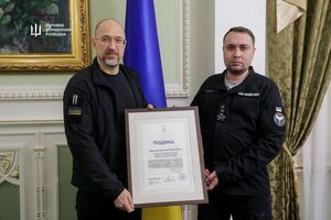 Буданов получил награду от Шмыгаля на фоне слухов о его возможной отставке