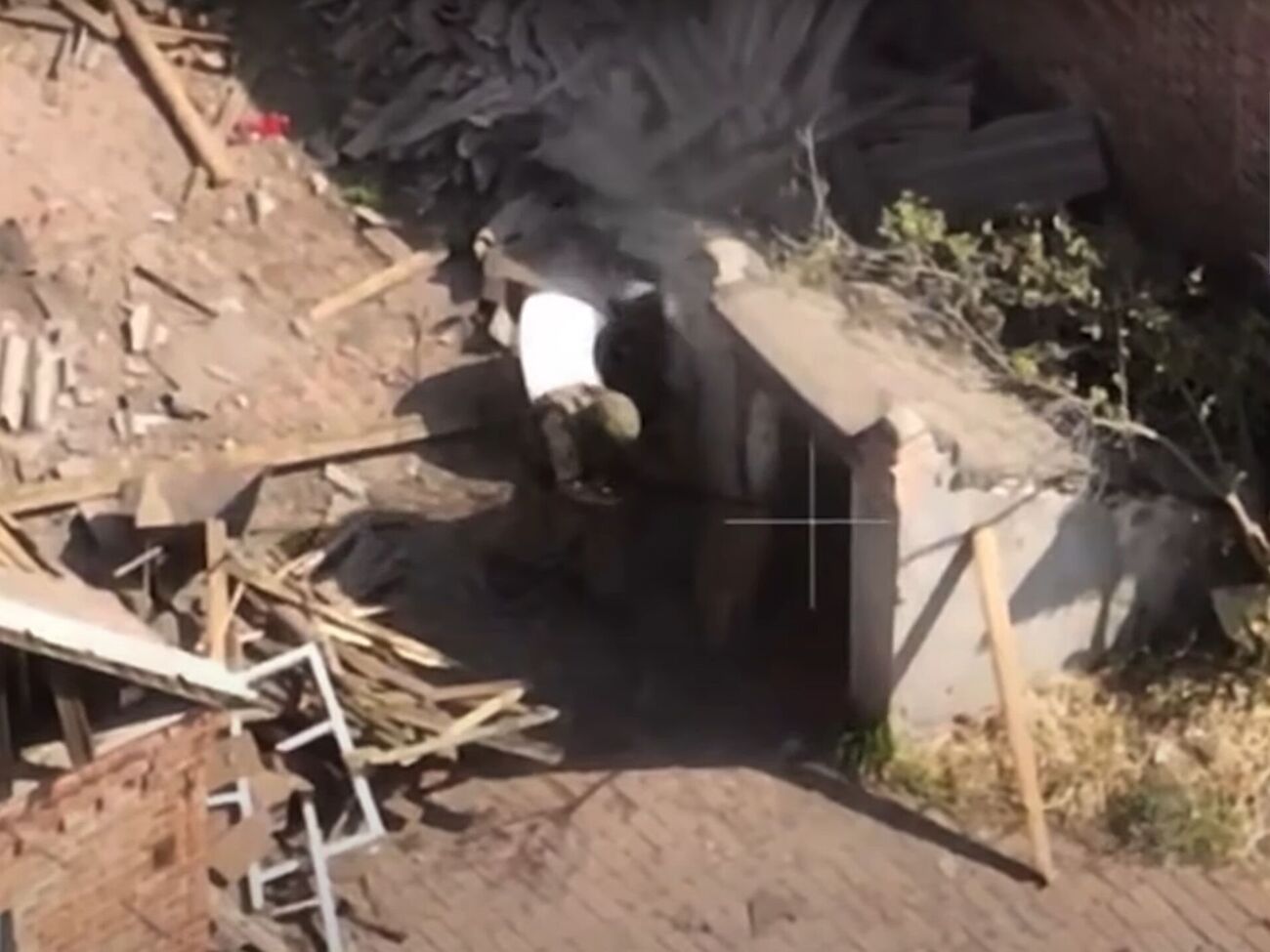 Россияне в упор расстреляли троих безоружных украинских военнопленных одного из смежных подразделений, рассказали в "Азове"