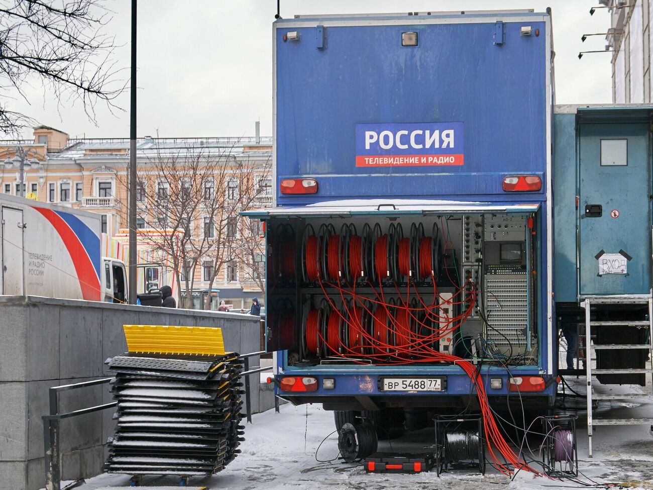 В холдинге признали, что подверглись хакерской атаке